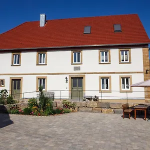 https://ferienwohnungen-gruner-baum.com-bavaria.com